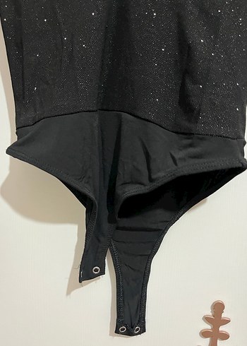xs Beden siyah Renk pull and bear Siyah Parlak Simli V Yaka Uzun Kollu Body