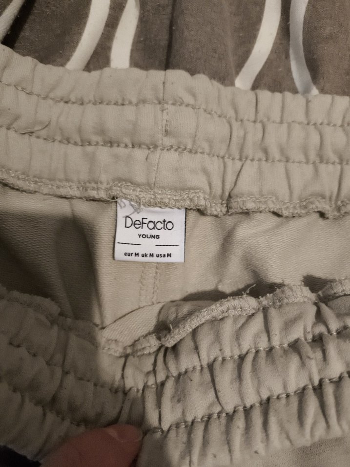 Bej Renk Pamuklu Şort - Görsel 3