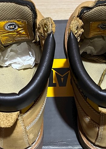 AZ KULLANILMIŞ CATERPILLAR COLORADO SARI 41 NUMARA BOT - Görsel 5