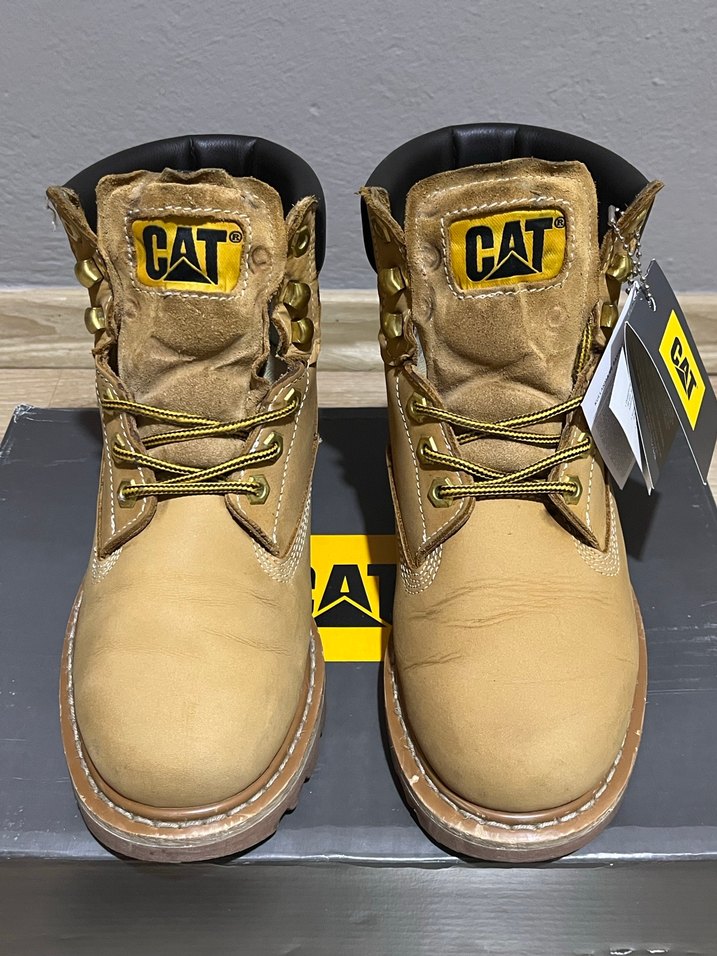 AZ KULLANILMIŞ CATERPILLAR COLORADO SARI 41 NUMARA BOT - Görsel 3