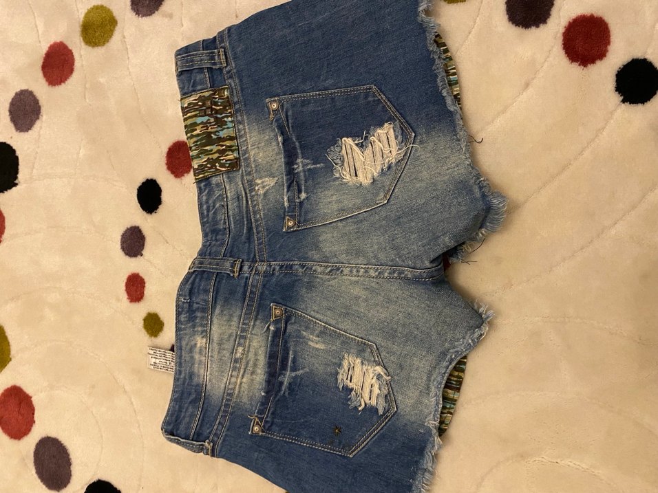 Düğmeli Koyu Mavi Mini Denim Şort - Görsel 3