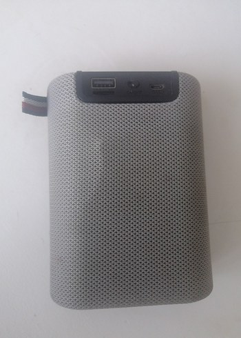 Gri Bluetooth Hoparlör