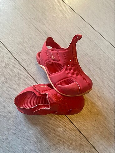 Nike Sunray Sandalet