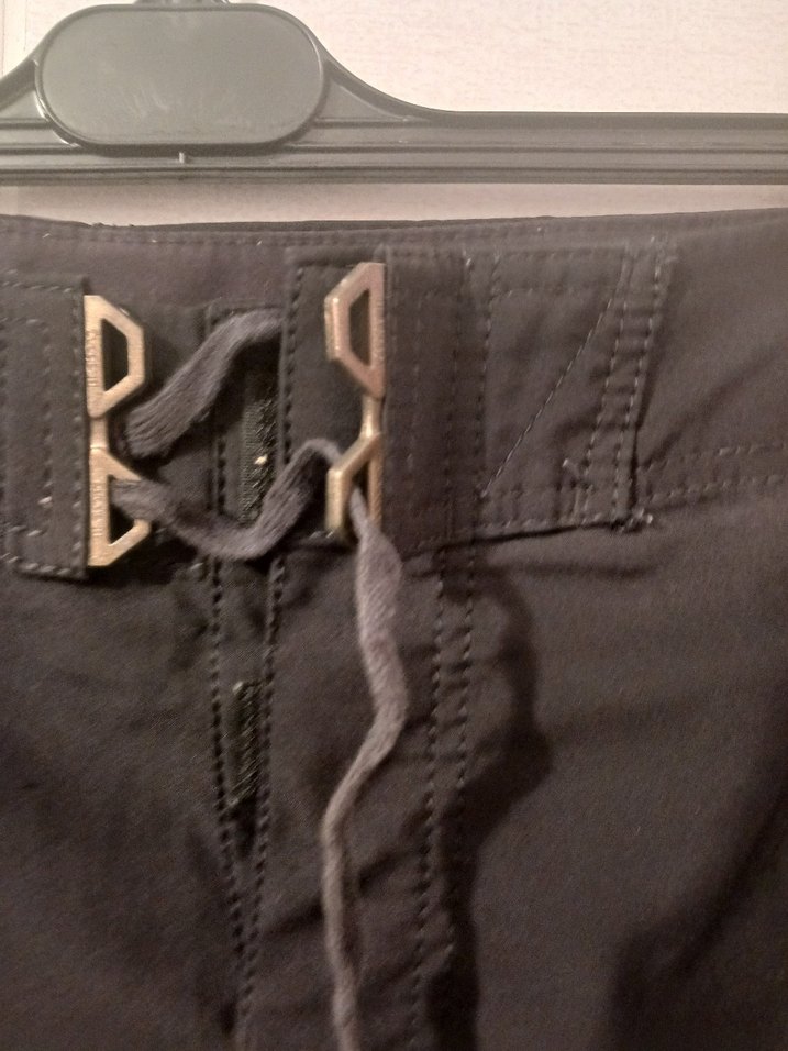 siyah Beli Kemerli Rahat Bermuda Şort - Görsel 4