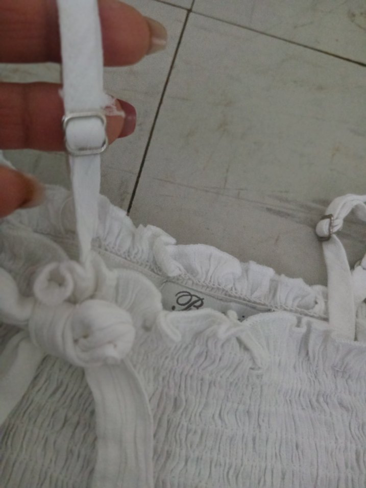 Beyaz Fırfırlı Mini Bluz - Görsel 3