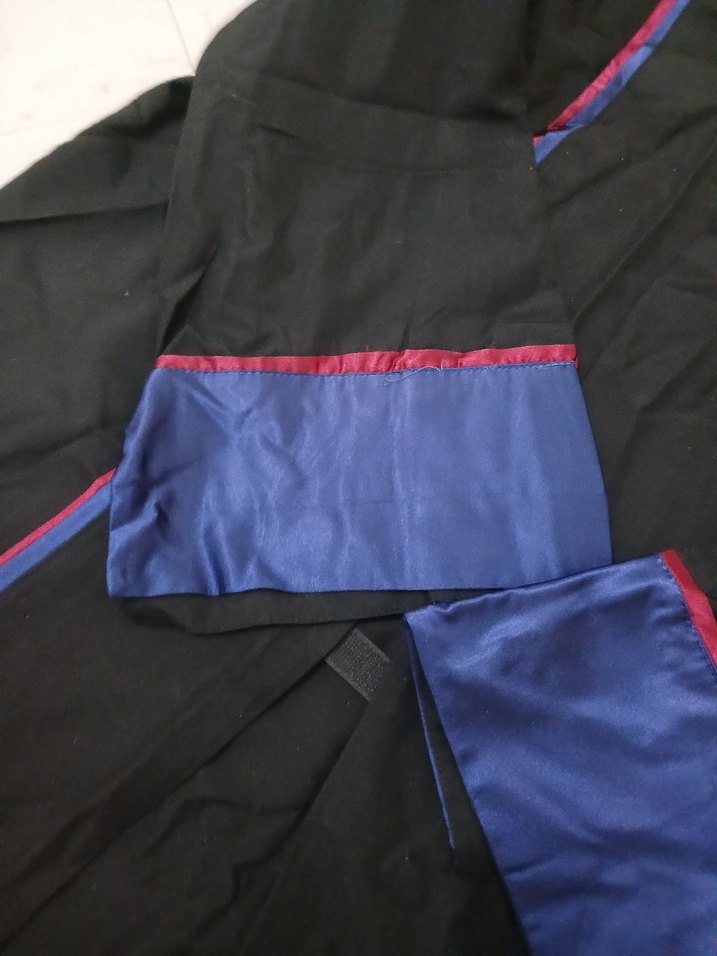 Uzun Siyah Gotik Mezuniyet Elbisesi - Görsel 5