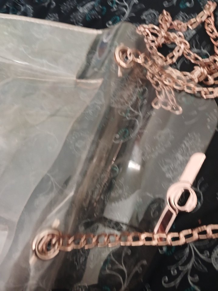 Zincir Detaylı Parlak şeffaf Kadın Çantası - Görsel 5