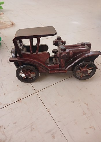 Koyu Kahverengi Ahşap Oyuncak Araba - Görsel 8
