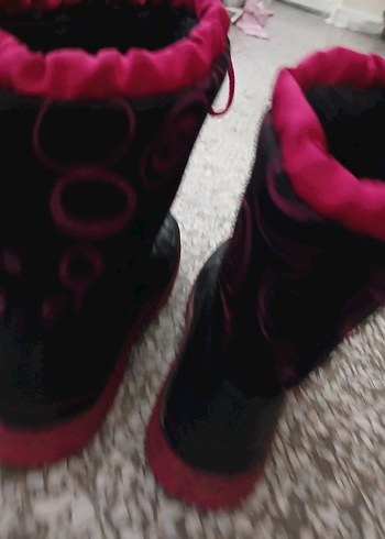 Kız Çocuk Pembe Desenli Kauçuk Bot - Görsel 8