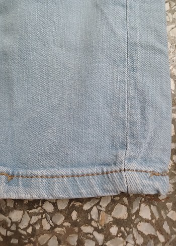 Mavi Düğmeli Rahat Kesim Kot Pantolon - Görsel 11