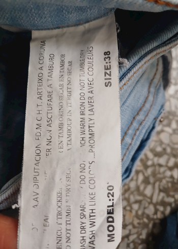 Mavi Düğmeli Rahat Kesim Kot Pantolon - Görsel 7