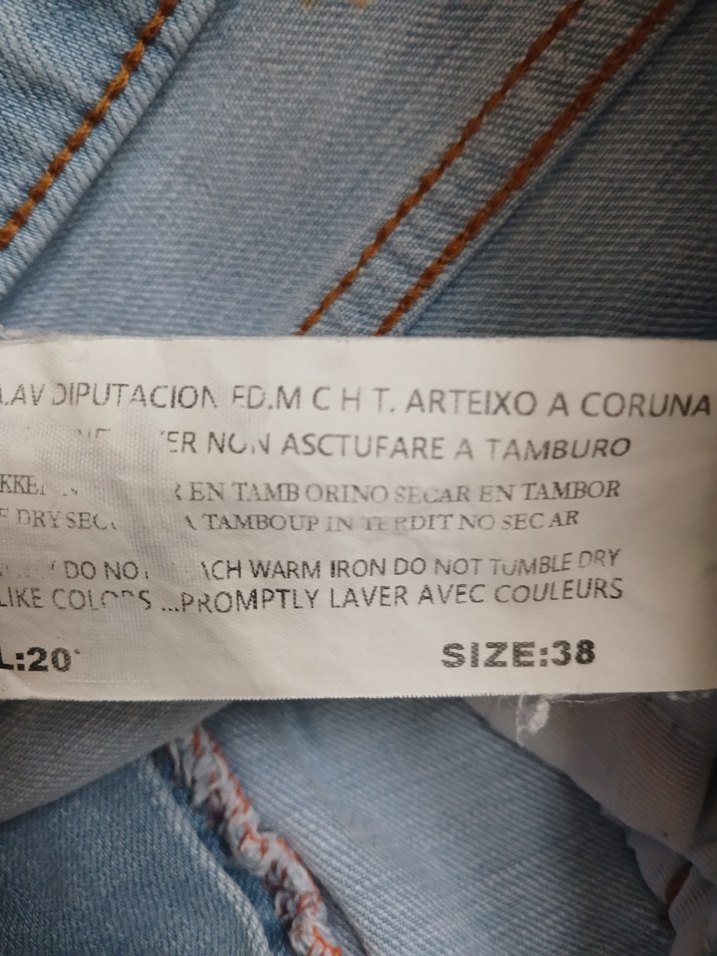 Mavi Düğmeli Rahat Kesim Kot Pantolon - Görsel 5