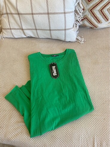 Yeşil oversize tişört