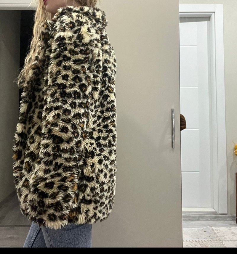 Leopar Desenli Uzun Kadın Suni Kürk Ceket - Görsel 3