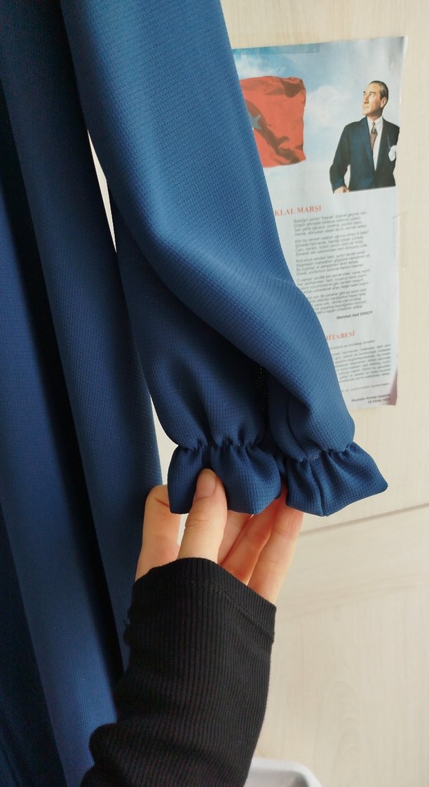 Drapeli Uzun Mavi Pardösü - Görsel 4