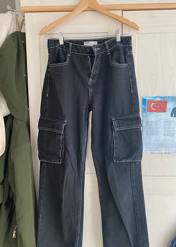 Bershka Siyah Beyaz Dikiş Detaylı Denim Kadın Kargo Jean - Görsel 13