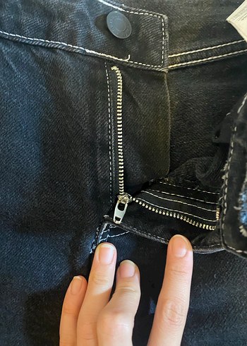 Bershka Siyah Beyaz Dikiş Detaylı Denim Kadın Kargo Jean - Görsel 10