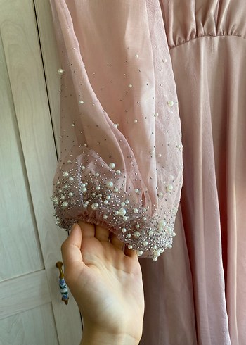 KİRALIK Manuka Organze Taşlı Tesettür Abiye Elbise Pudra - Görsel 3