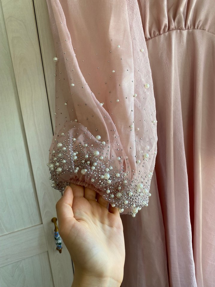 KİRALIK Manuka Organze Taşlı Tesettür Abiye Elbise Pudra - Görsel 3