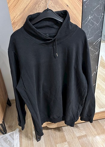 DeFacto Siyah Yüksek Yakalı Erkek Sweatshirt