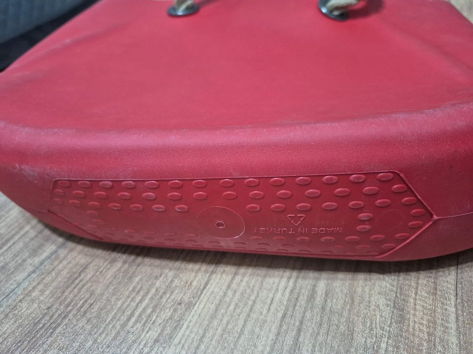 Kırmızı Parlak Kadın Çanta - Görsel 3