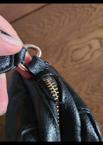 Beden siyah Renk Tommy Hilfiger Siyah Deri Çapraz Çanta