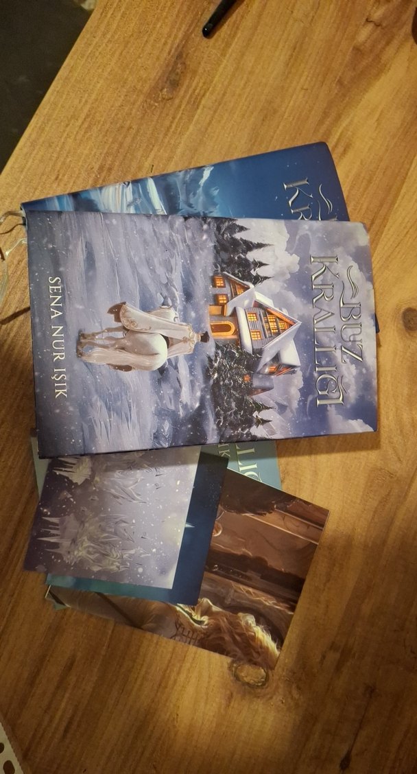 Sena Nur Işık  buz kralığı serisi 1,2(imzalı) - Görsel 4