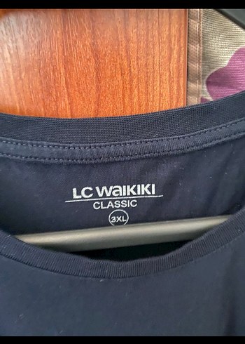 LC Waikiki Lacivert Baskılı Erkek Tişört