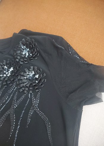 Siyah Payetli Tişört - Görsel 4