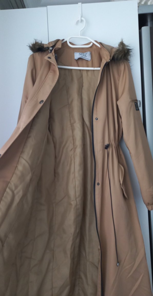 Uzun Bej Kadın Mont - Görsel 3