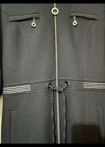 Kadın Siyah Uzun Kemerli Kaban - Görsel 3