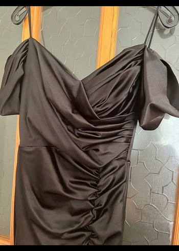 Zara Uzun Siyah yırtmaçlı Abiye Elbise