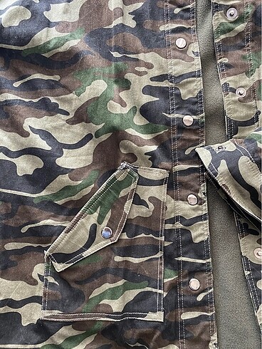 l Beden oversize kamuflaj ceket