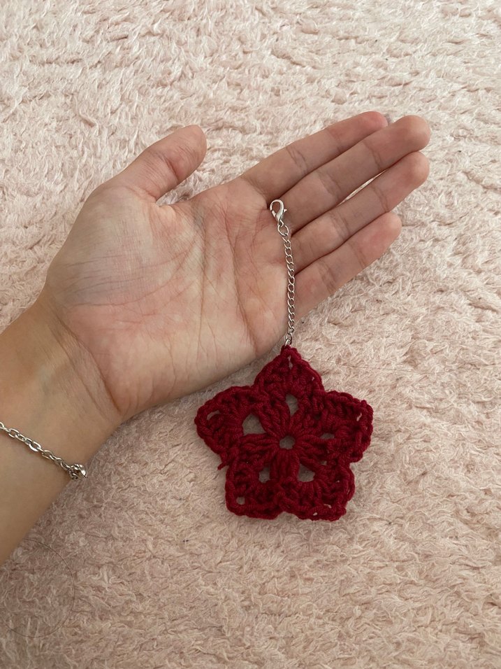 Örgü yıldızlı kırmızı charm bordo - Görsel 2