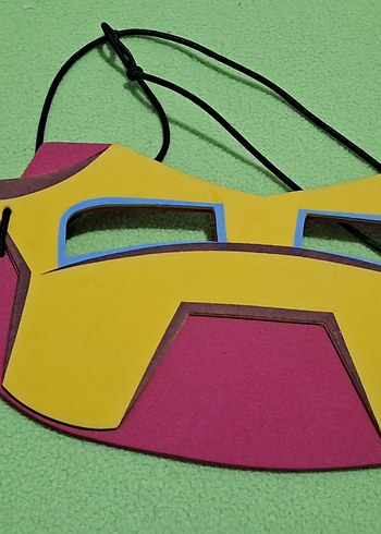  Beden çeşitli Renk maske Çocuklar için Renkli Plastik Maskeler