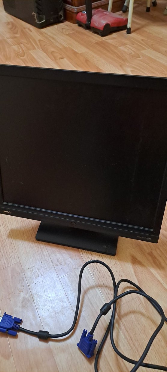 monitör Siyah Bilgisayar Monitörü kablolari ile net fiyat - Görsel 2