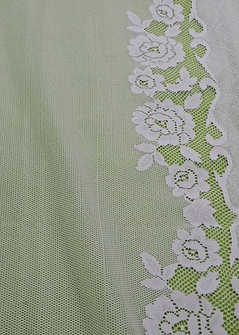 masa ortusu krem renk Vintage kullanilmis defolu urun - Görsel 3