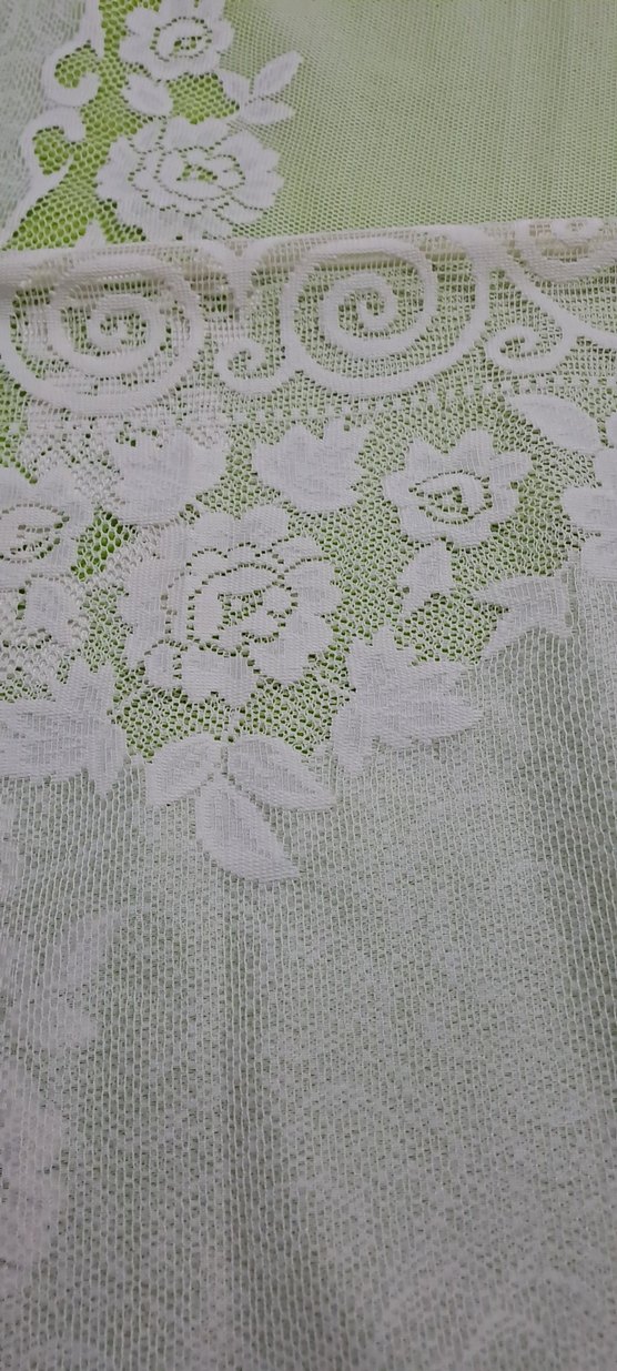 masa ortusu krem renk Vintage kullanilmis defolu urun - Görsel 4