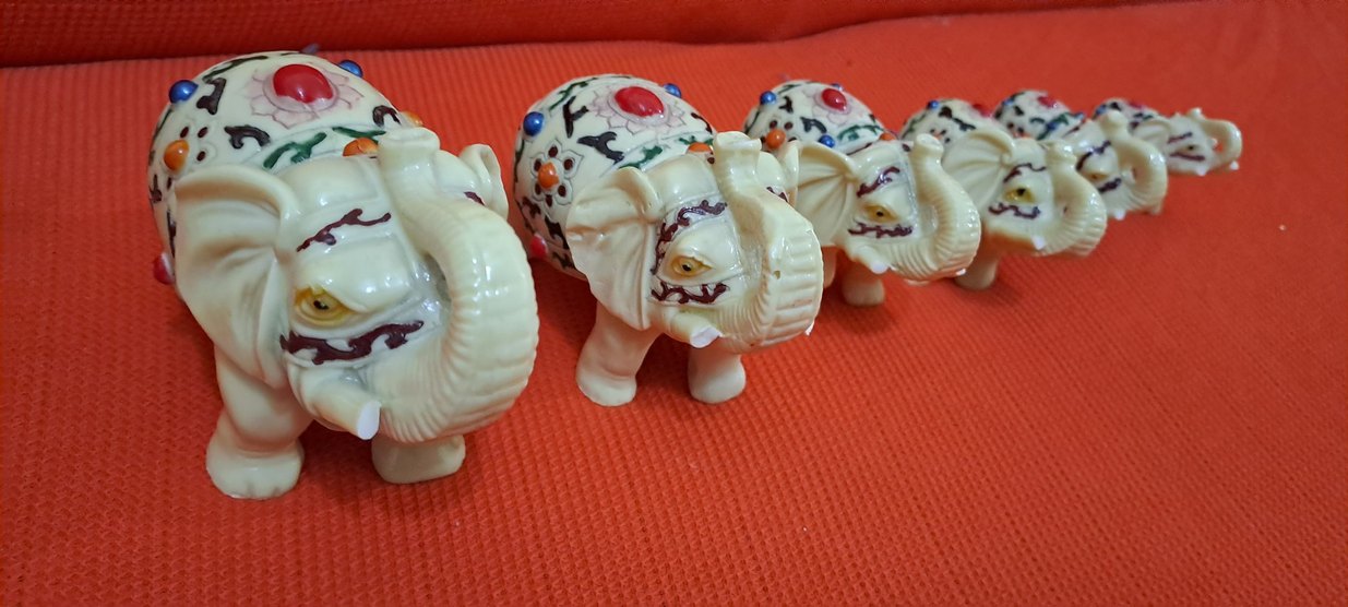 fil serisi Renkli Süslemeli Beyaz Fil Figürleri - Görsel 3