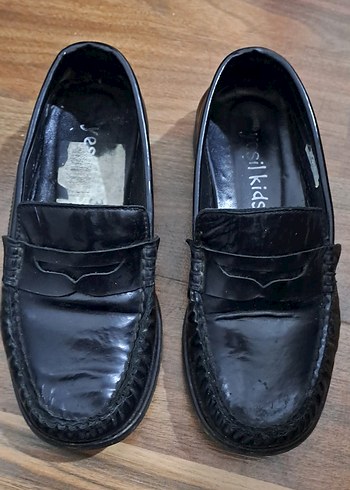 cocuk ayakkabi Parlak Siyah Tokalı Erkek Çocuk Loafer Ayakkabı - Görsel 2