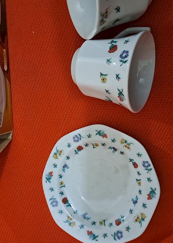 fincan takimi ciçek Desenli Beyaz Porselen Fincan Takımı - Görsel 6