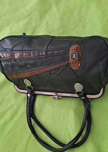 çanta Kemerli Siyah Deri Kadın Çantası - Görsel 4