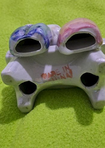 biblo Pastel Renkli Öpüşen Çift Figürin - Görsel 6