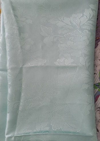 masa ortusu acik mavi parlak renk Desensiz Masa Örtüsü - Görsel 7