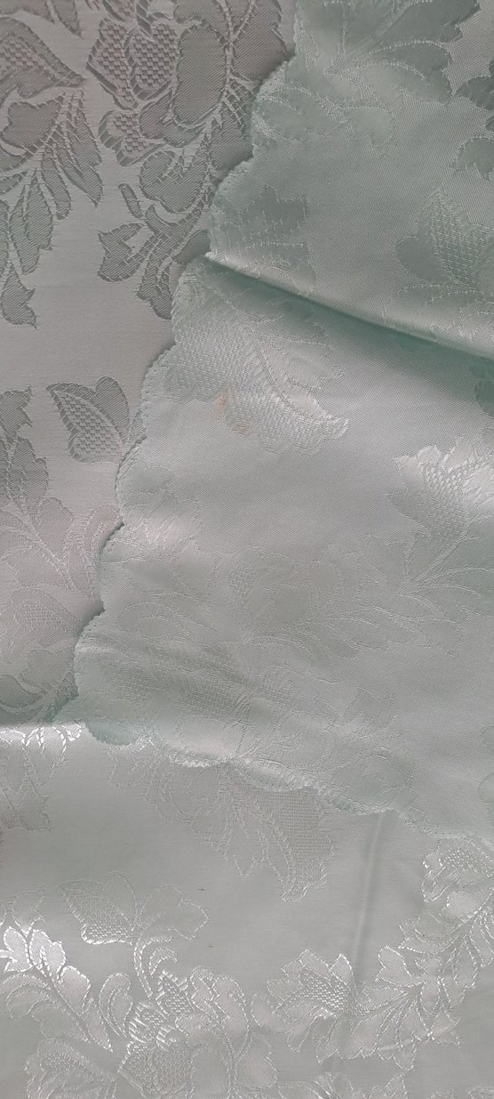 masa ortusu acik mavi parlak renk Desensiz Masa Örtüsü - Görsel 3