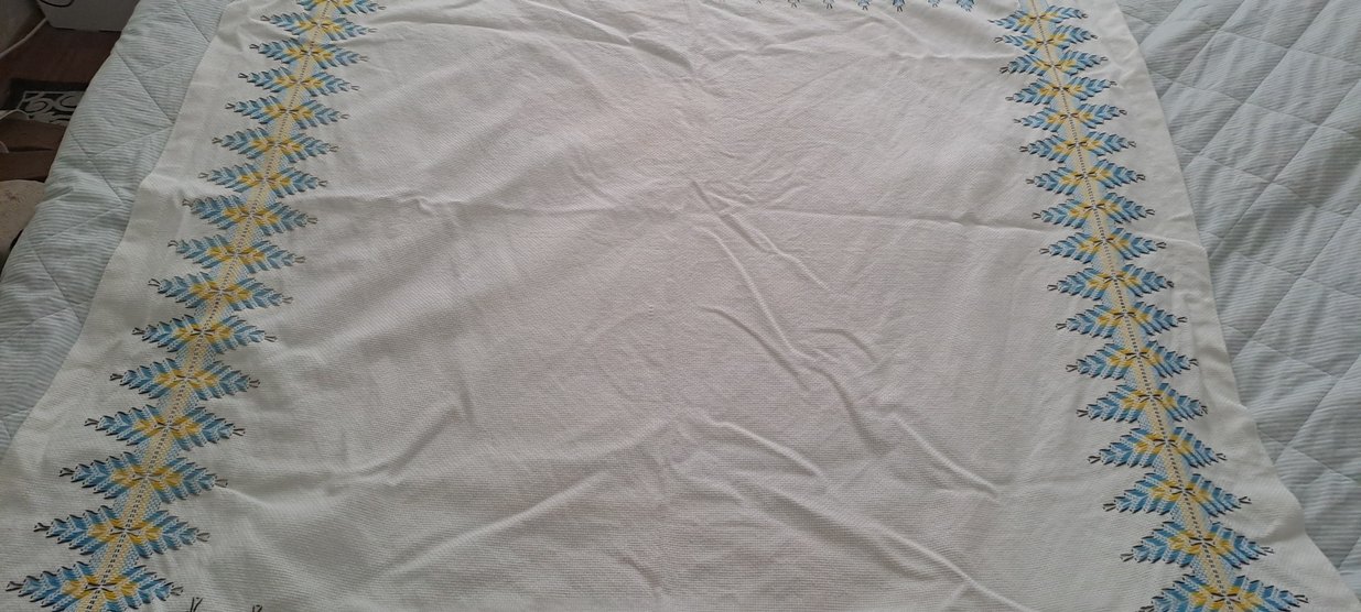 kanavice nakışlı Çok Renkli Masa Örtüsü - Görsel 4