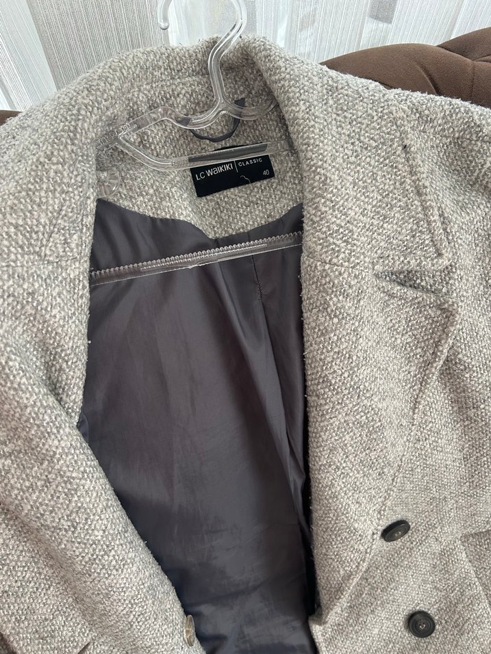 Çift Düğmeli Bej Kaban - Görsel 2