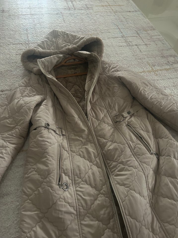 Uzun Bej Kadın Mont, Kürklü, Kapüşonlu - Görsel 2