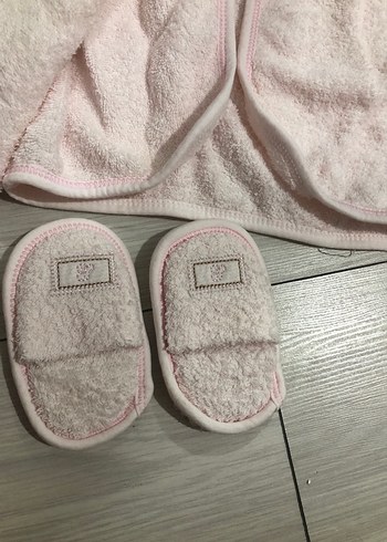 Nakışlı Pembe Kız Çocuk Bornoz Seti - Görsel 4