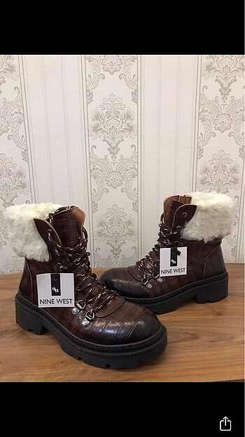40 Beden Nine west bot